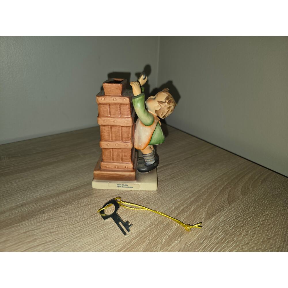 Vintage Hummel Figurine "Little Thrifty" TMK 6 #118 5" Goebel Figure Germany